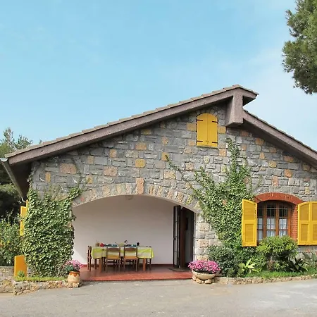 Tatil Evi Fior Di Lavanda Cisano sul Neva